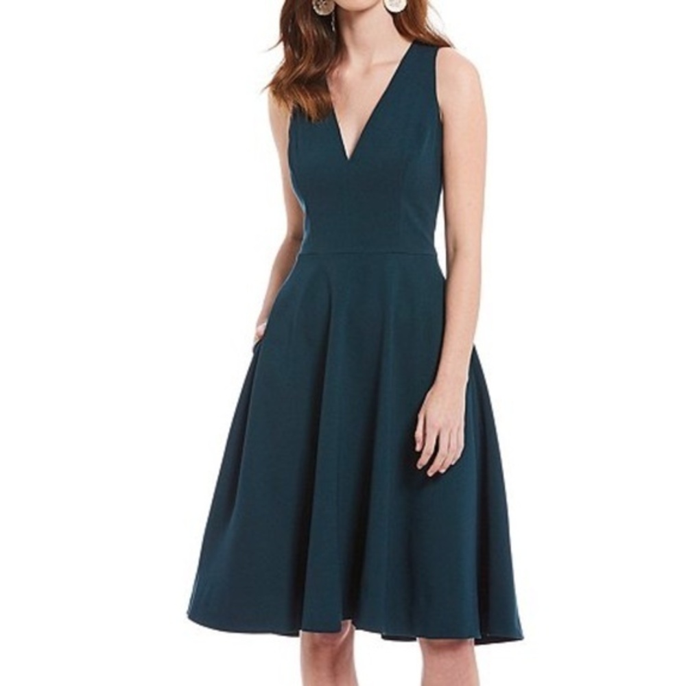 Dress the Population - Catalina Crepe V-Neck Sleeveless A-Line Dress